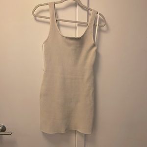 Aritizia’s Sculpt Knit Dress